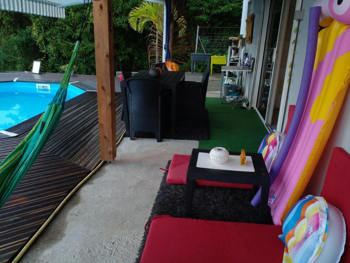 Chambre Chez L'Habitant Avec Piscine Privative Et Vue Panoramique Sur La Mer Des Caraibes Desmarinieres Dış mekan fotoğraf
